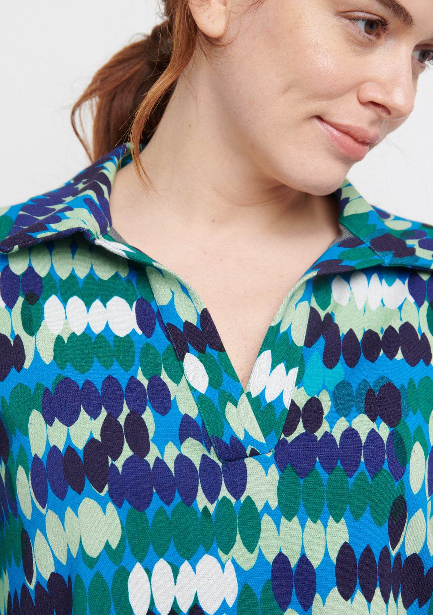 ROBE ROSSE ENRANG BLEU