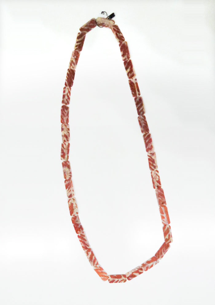 COLLIER EN PAPIER DE RIZ ROUGE