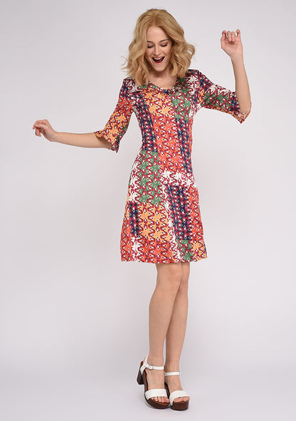 ROBE MI-LONGUE MANCHES 3/4 CINTRÉE ET ÉVASÉE IMPRIMÉ DANSEUSE